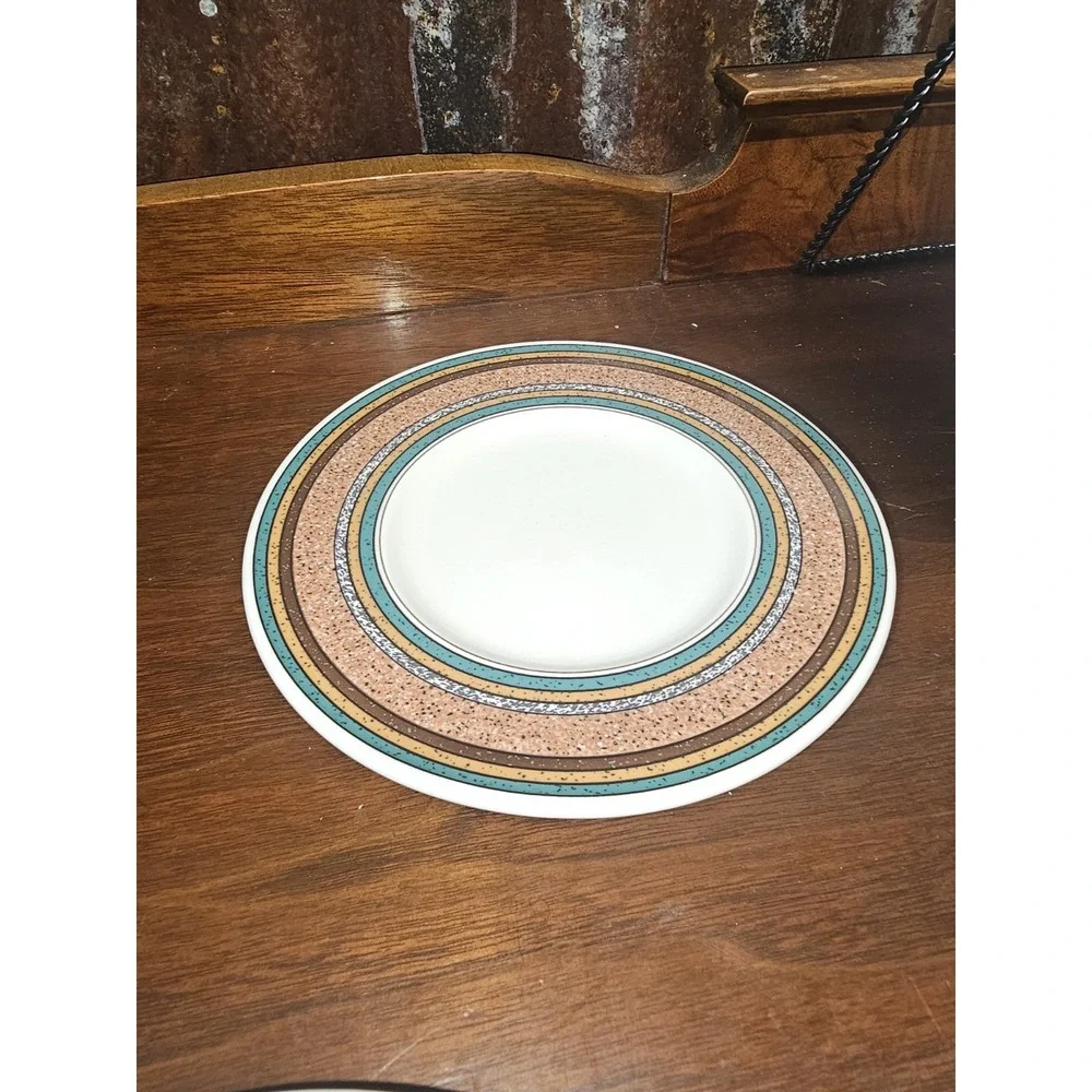 Mikasa Intaglio BAVARIA CAC63‎ 1 Place Setting Dinnerware 5 pc Stoneware Autumn